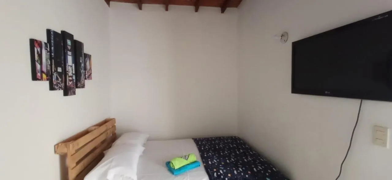 Daydream People Hostal Medellin 0*,  Colombia